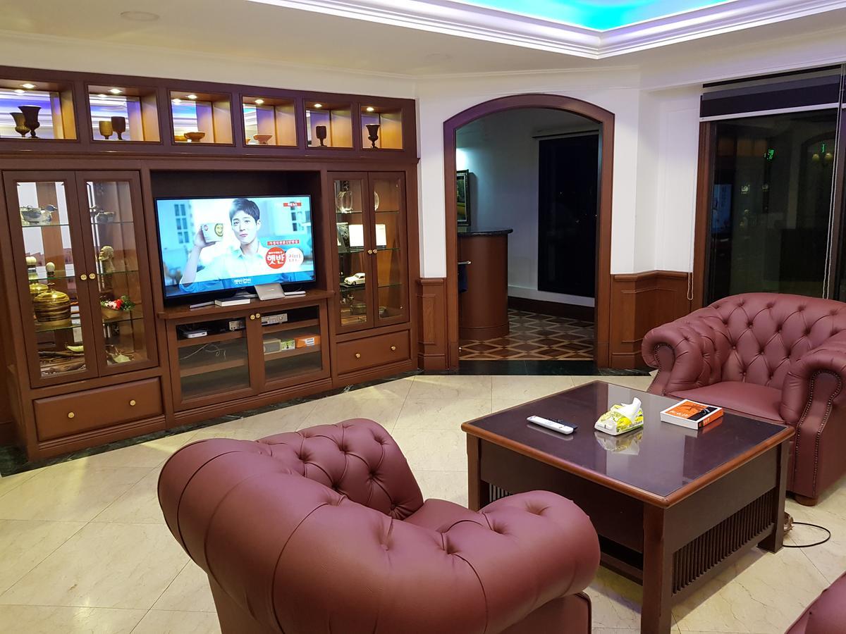 Aparthotel Marina Court Luxury Penthouse Kota Kinabalu Zewnętrze zdjęcie