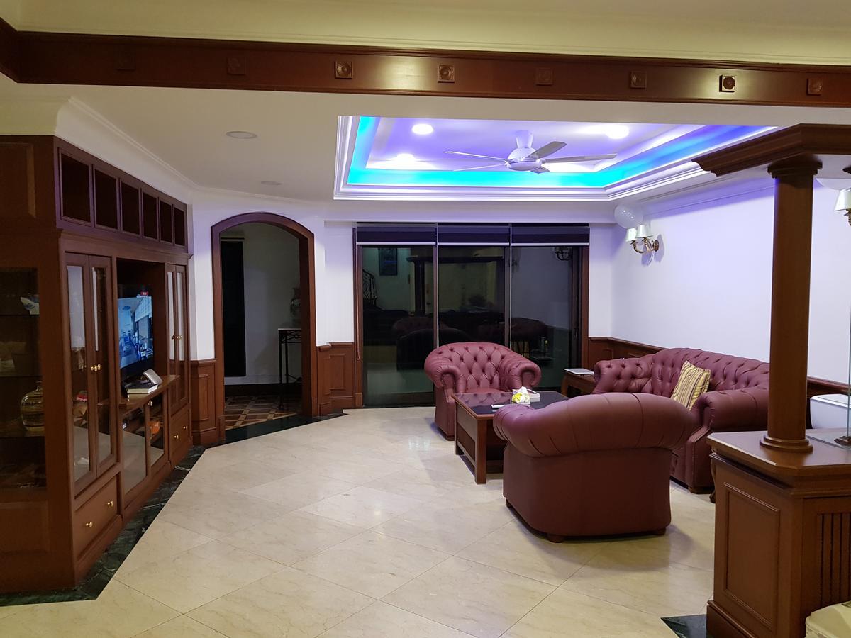Aparthotel Marina Court Luxury Penthouse Kota Kinabalu Zewnętrze zdjęcie