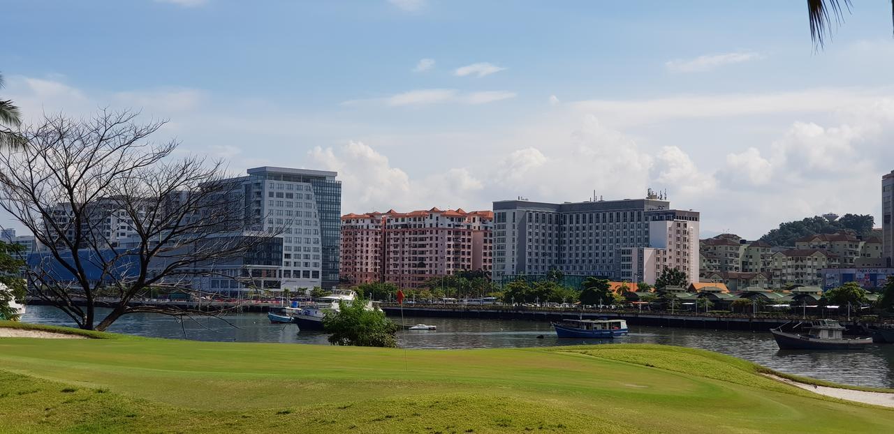 Aparthotel Marina Court Luxury Penthouse Kota Kinabalu Zewnętrze zdjęcie