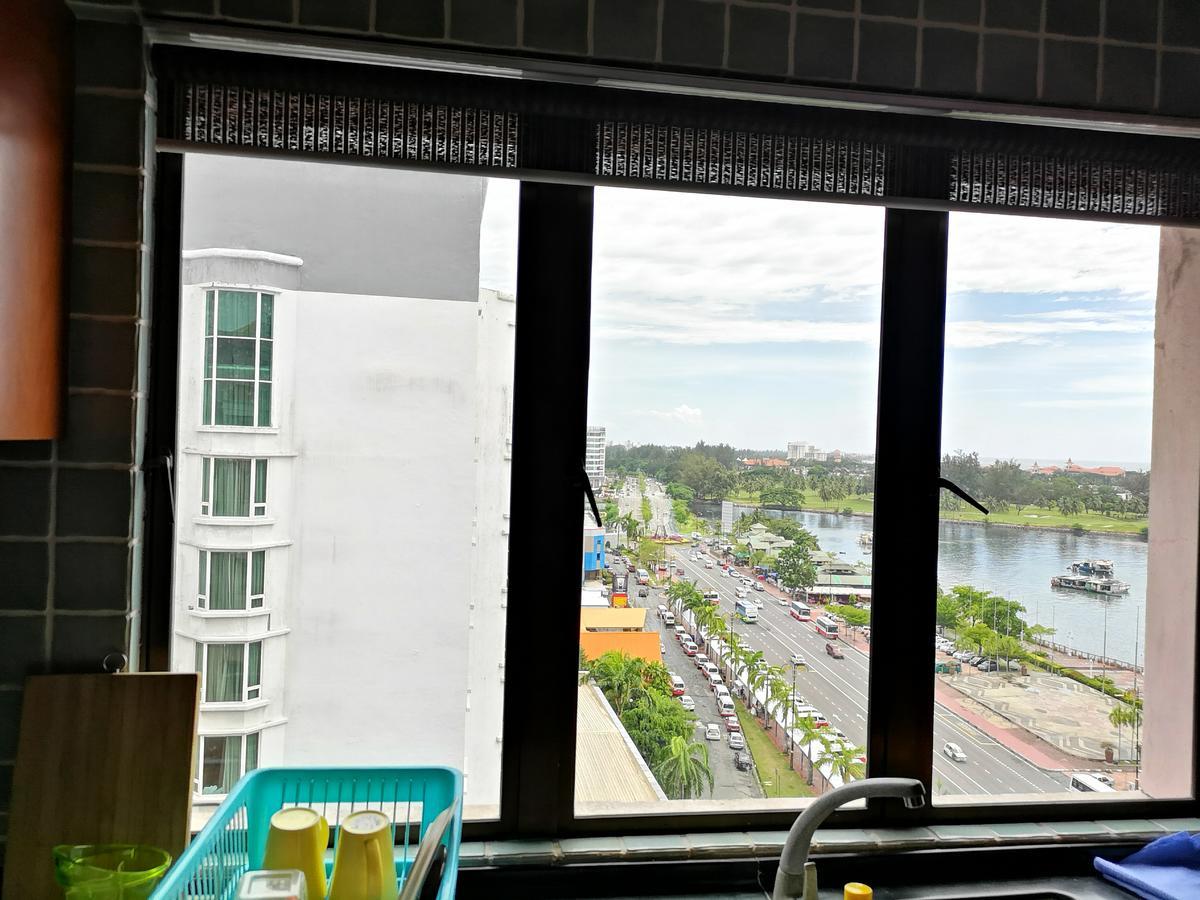 Aparthotel Marina Court Luxury Penthouse Kota Kinabalu Zewnętrze zdjęcie