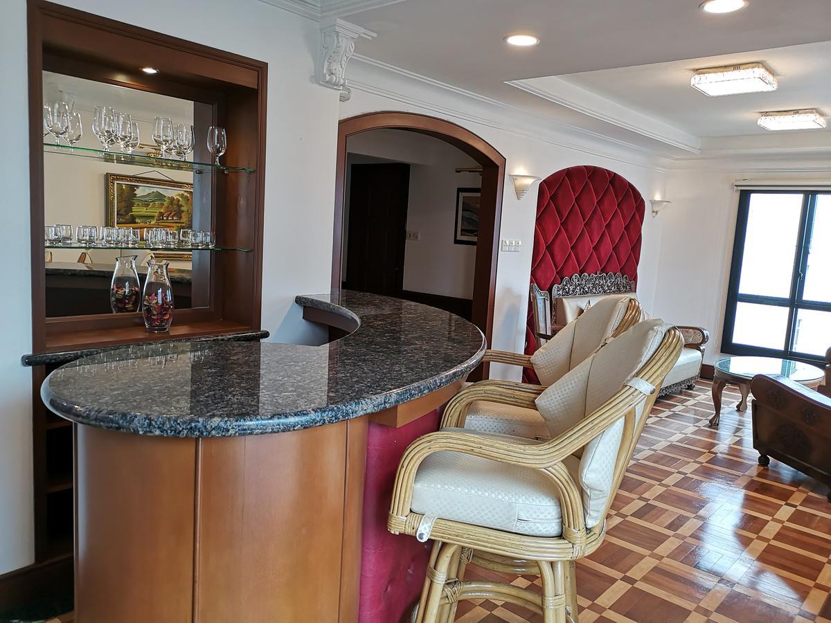 Aparthotel Marina Court Luxury Penthouse Kota Kinabalu Zewnętrze zdjęcie