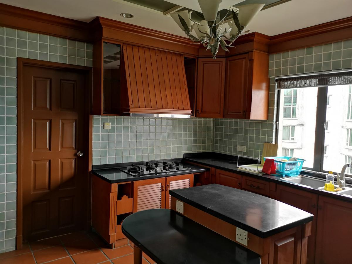 Aparthotel Marina Court Luxury Penthouse Kota Kinabalu Zewnętrze zdjęcie