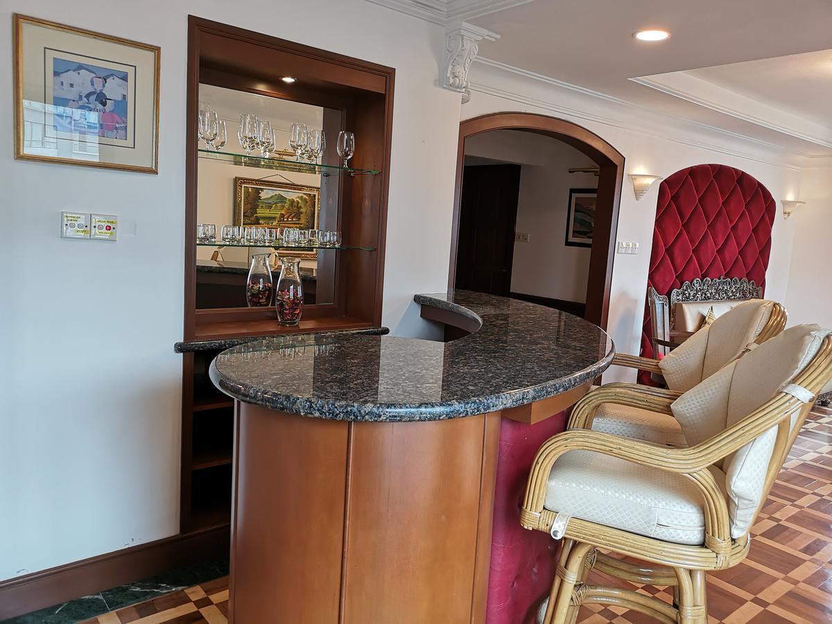 Aparthotel Marina Court Luxury Penthouse Kota Kinabalu Zewnętrze zdjęcie