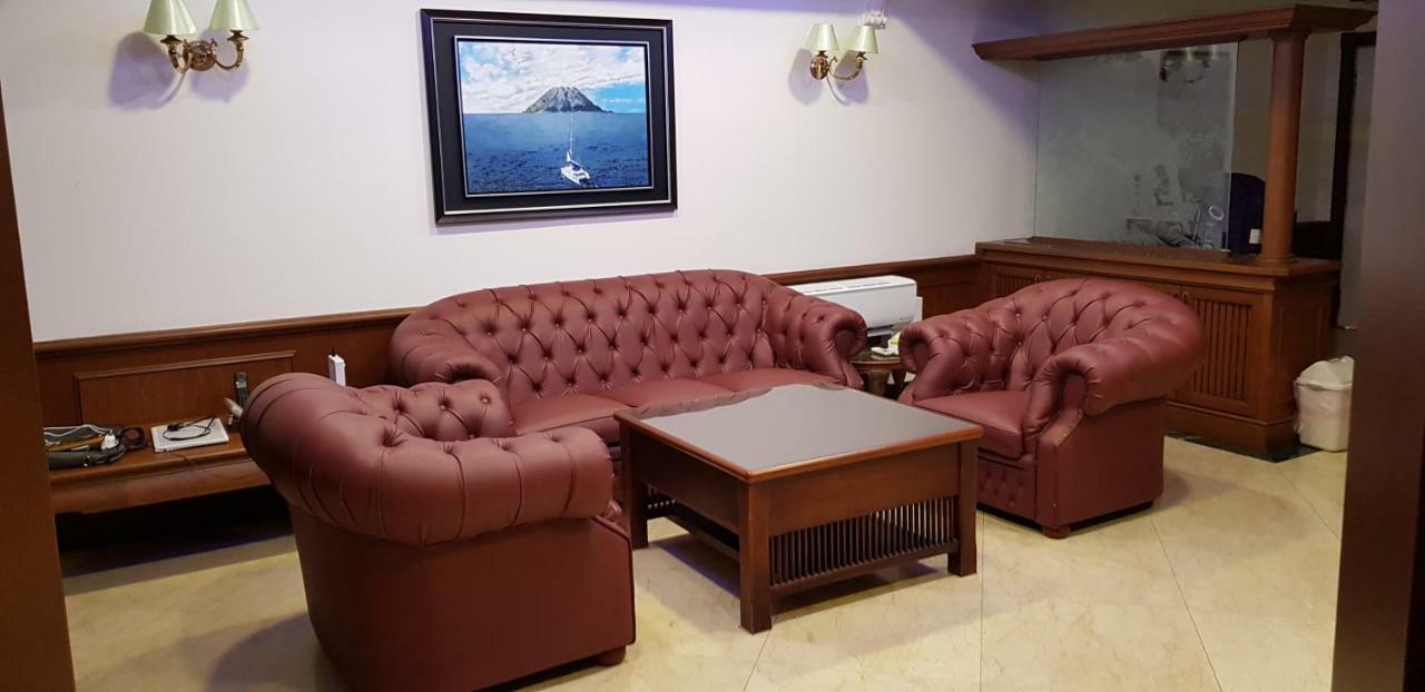 Aparthotel Marina Court Luxury Penthouse Kota Kinabalu Zewnętrze zdjęcie